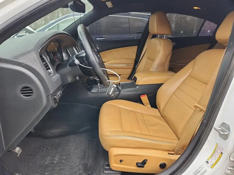 2011 DODGE CHARGER R  