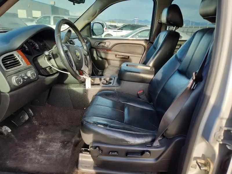 2013 CHEVROLET SUBURBAN K1500 LT  