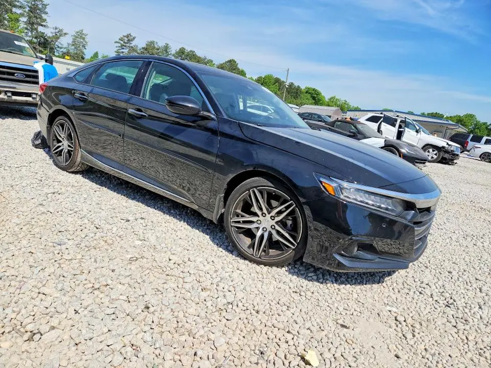 2021 HONDA ACCORD TOURING  