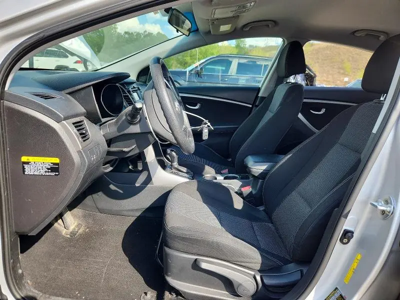 2016 HYUNDAI ELANTRA GT BASE  