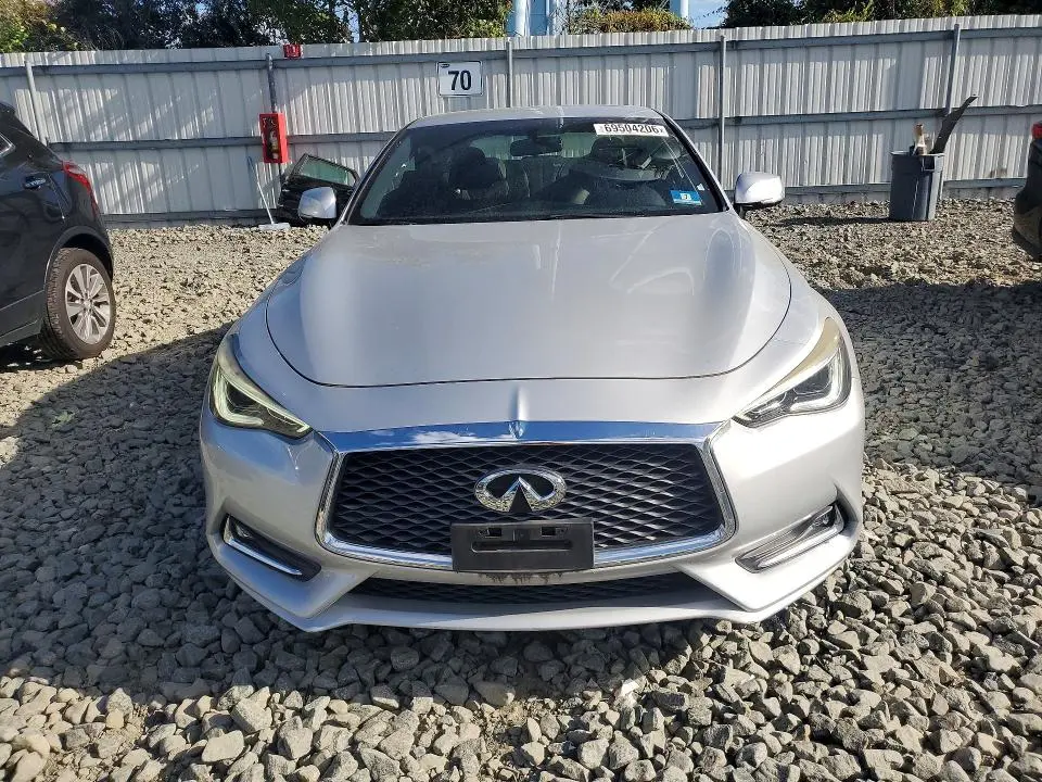 2017 INFINITI Q60 2.0T  