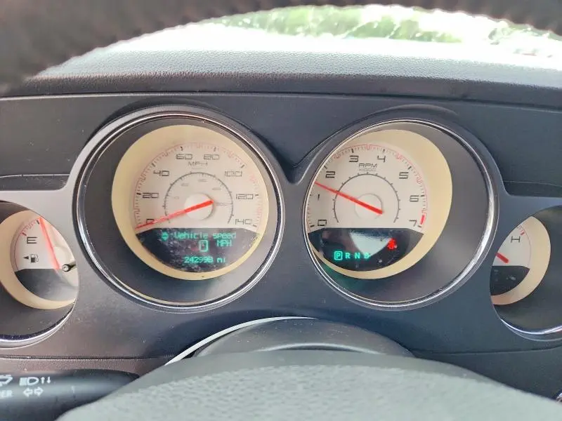 2014 DODGE CHALLENGER SXT  