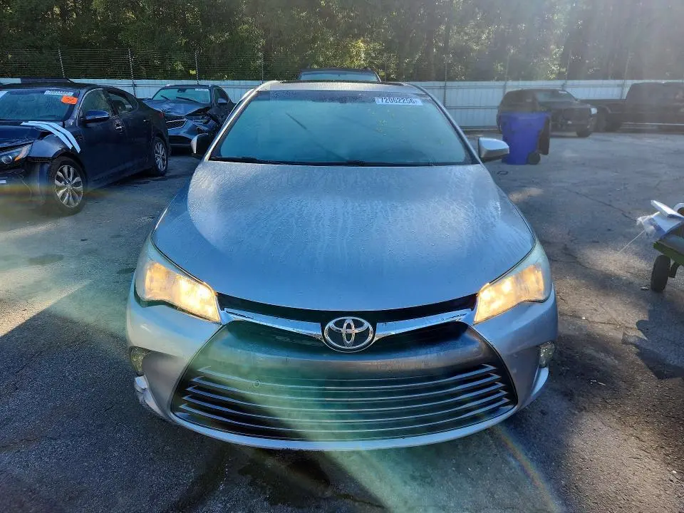 2017 TOYOTA CAMRY XLE  
