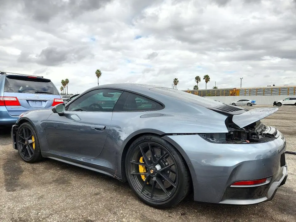 2026 PORSCHE 911 CARRERA GTS  