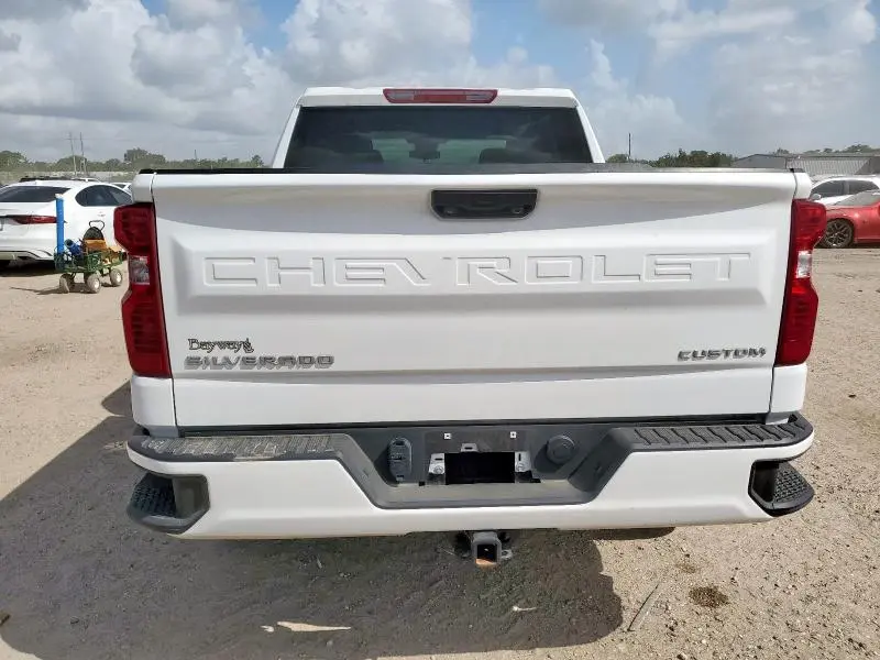 2024 CHEVROLET SILVERADO C1500 CUSTOM  