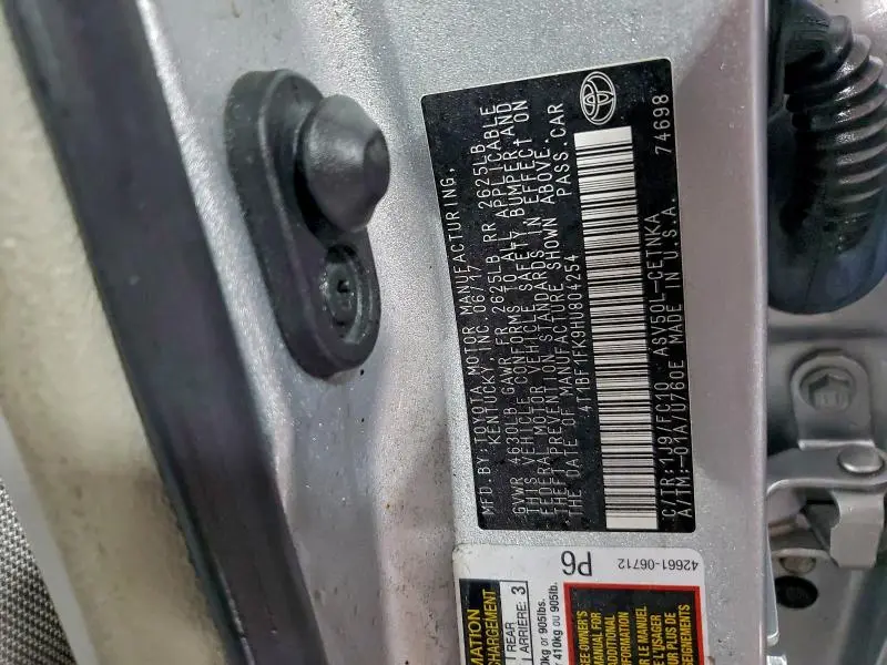 2017 TOYOTA CAMRY LE  