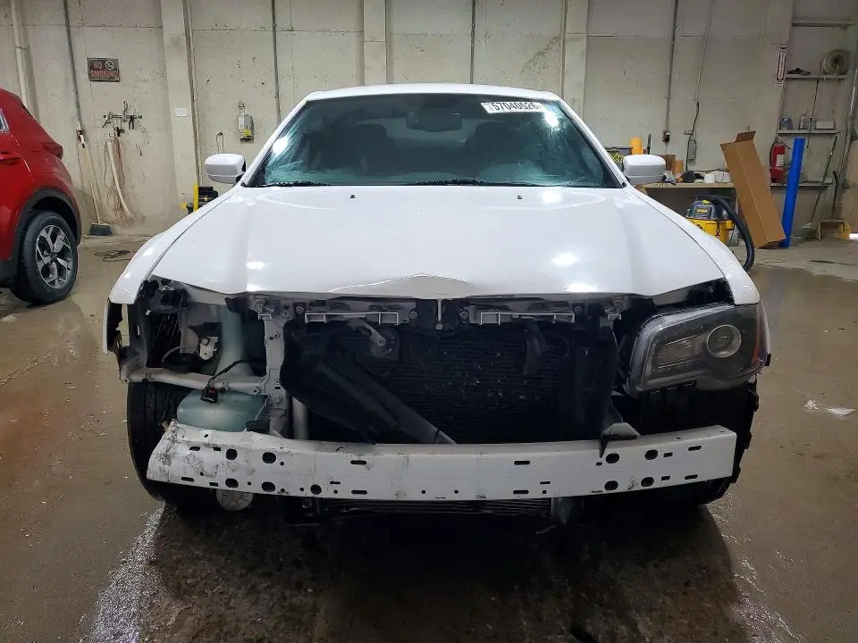2014 CHRYSLER 300   