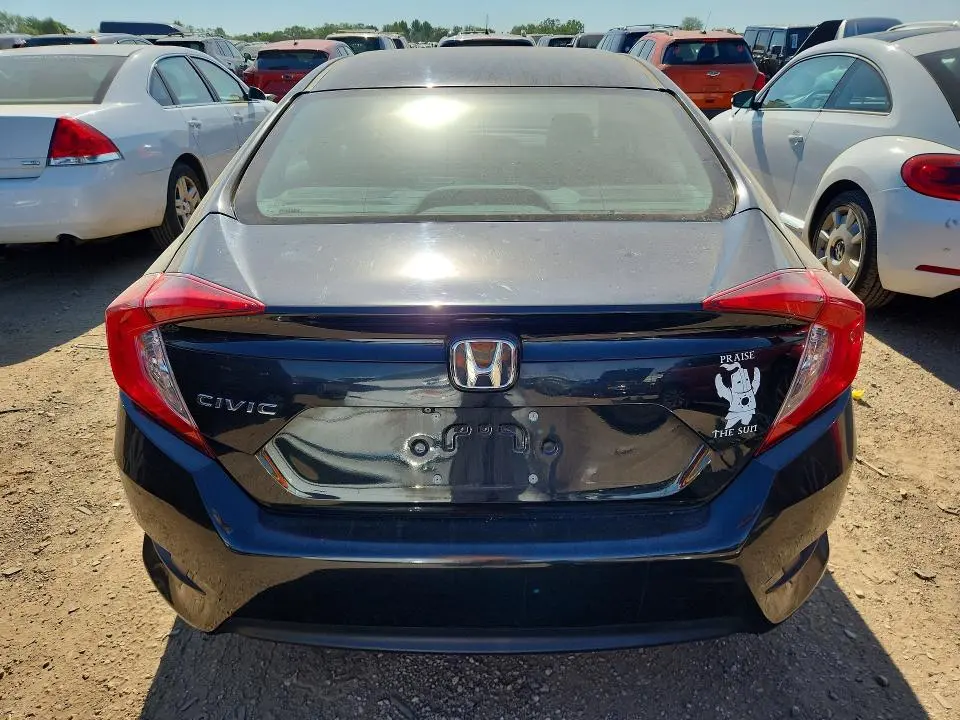 2018 HONDA CIVIC LX  