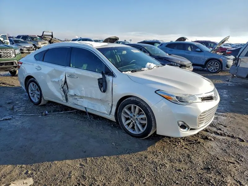 2015 TOYOTA AVALON XLE  