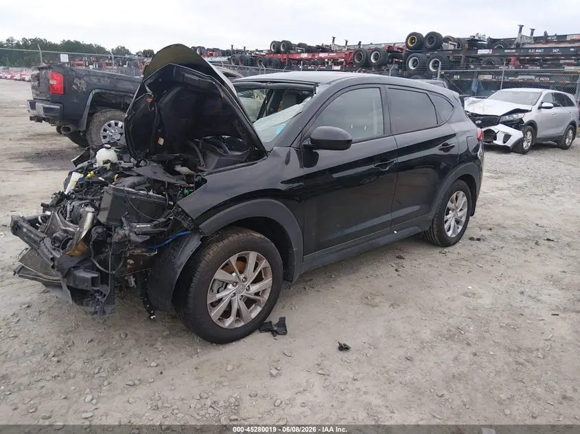 2019 HYUNDAI TUCSON SE