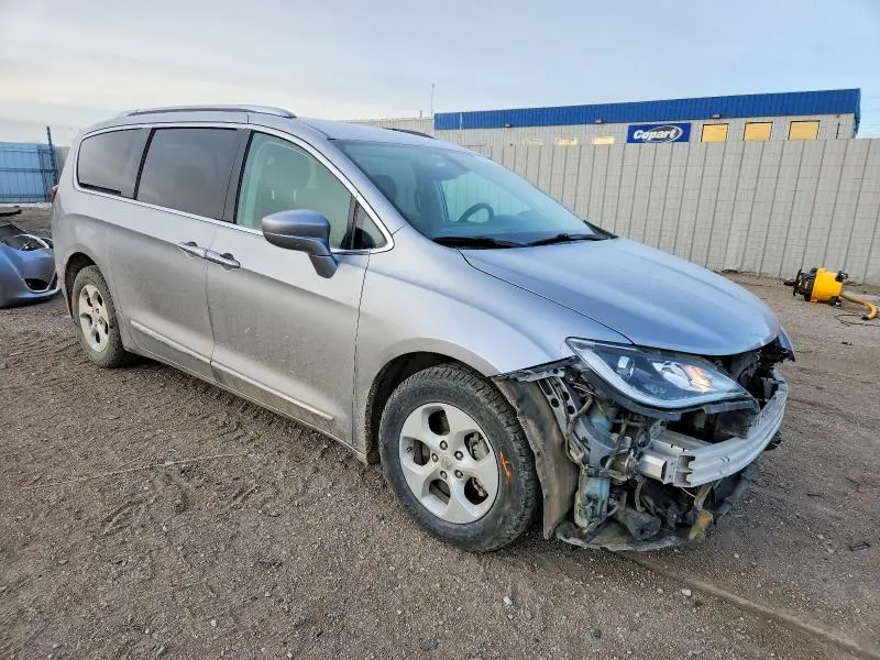 2017 CHRYSLER PACIFICA TOURING L PLUS  