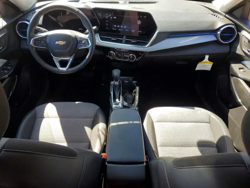 2025 CHEVROLET TRAX 1LT  