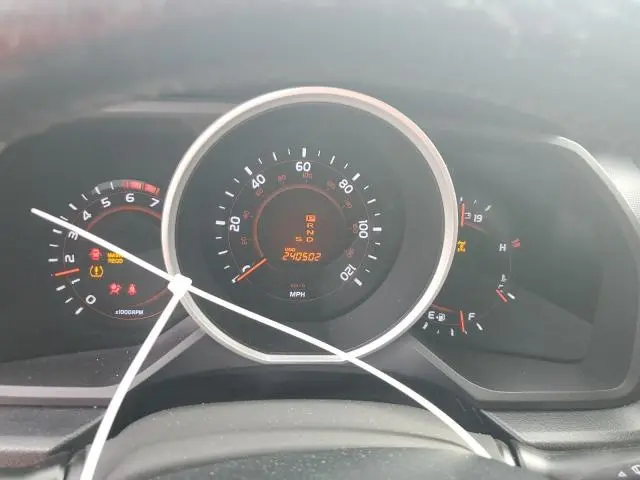 2010 TOYOTA 4RUNNER SR5  