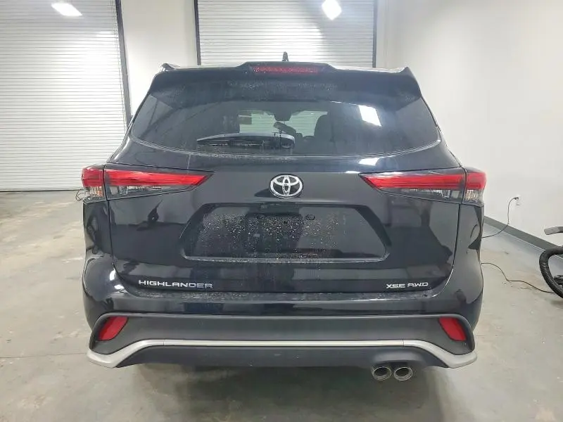 2023 TOYOTA HIGHLANDER XSE  