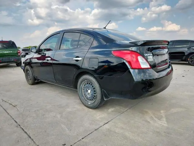 2013 NISSAN VERSA S  