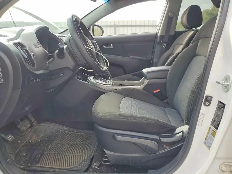 2016 KIA SPORTAGE LX  