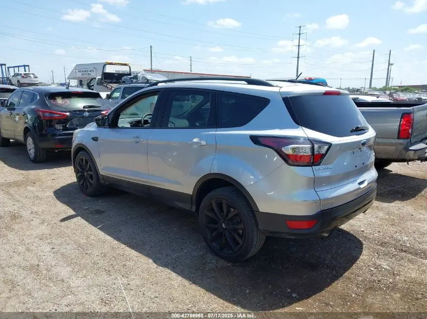 2017 FORD ESCAPE SE