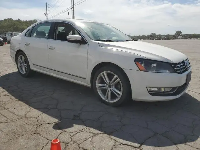 2013 VOLKSWAGEN PASSAT SEL  