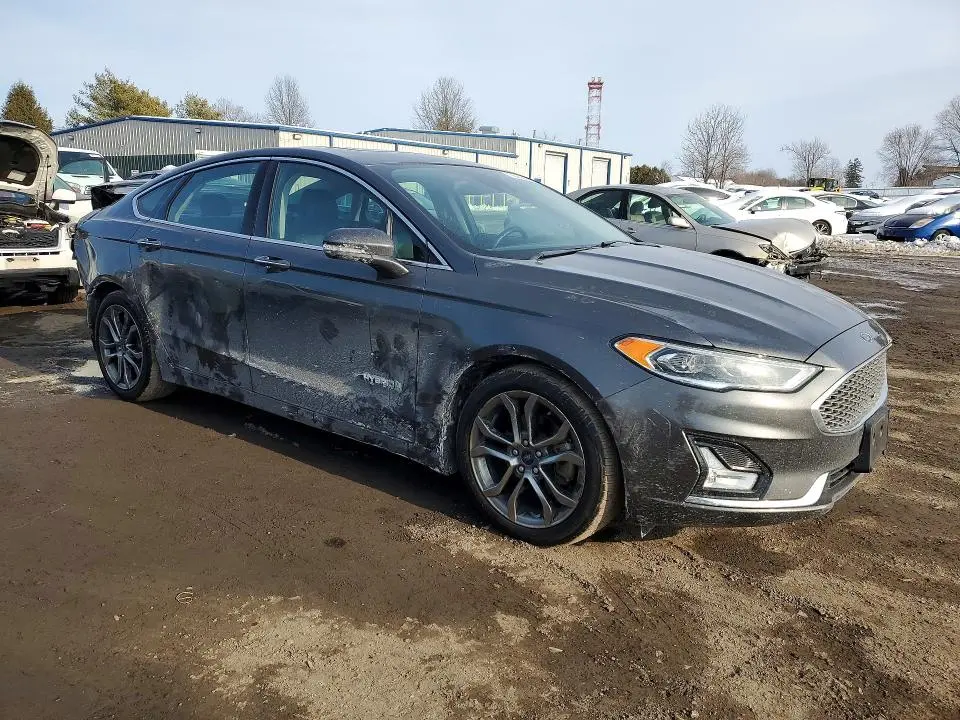 2019 FORD FUSION TITANIUM  