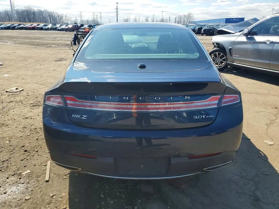2017 LINCOLN MKZ RESERVE  