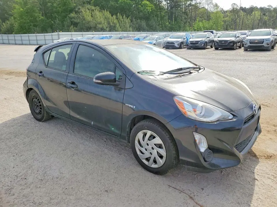2015 TOYOTA PRIUS   