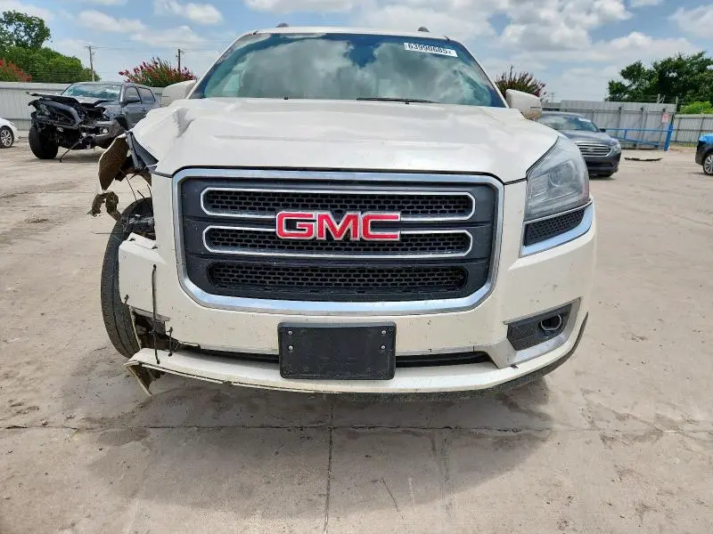 2014 GMC ACADIA SLT-2  