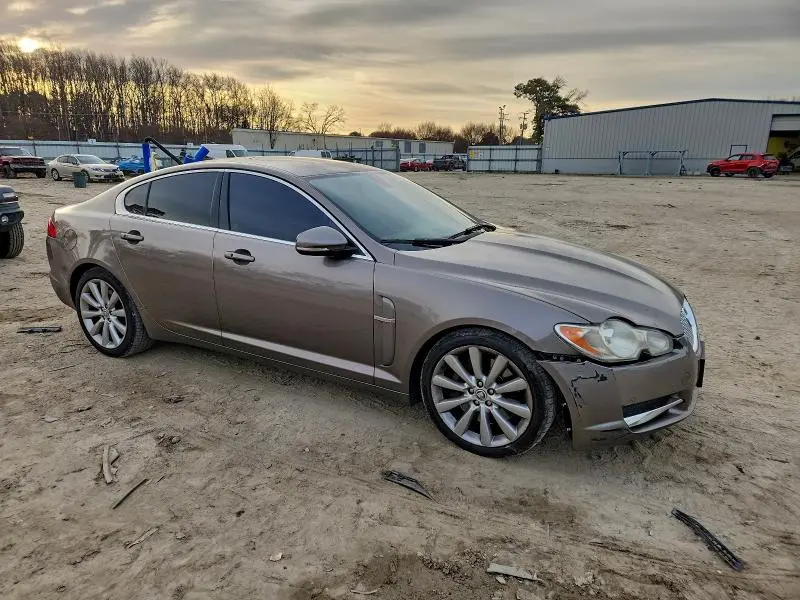 2010 JAGUAR XF PREMIUM  