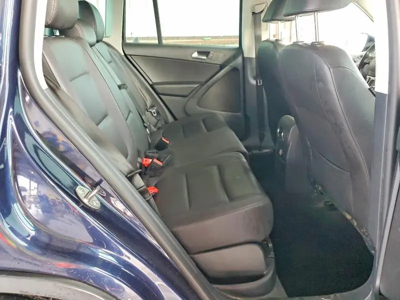 2016 VOLKSWAGEN TIGUAN S  