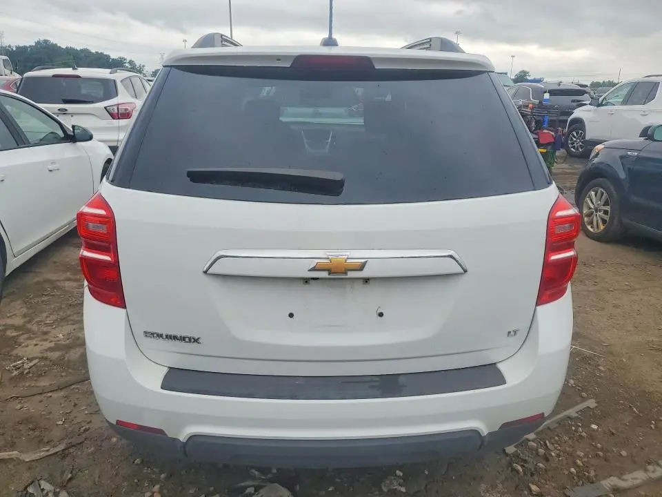 2017 CHEVROLET EQUINOX LT  