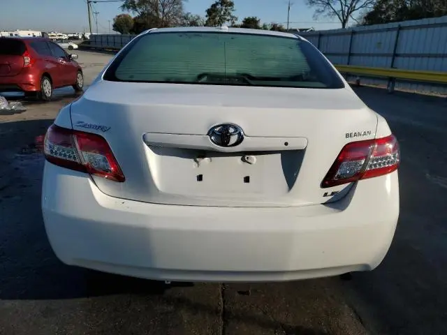 2011 TOYOTA CAMRY BASE  