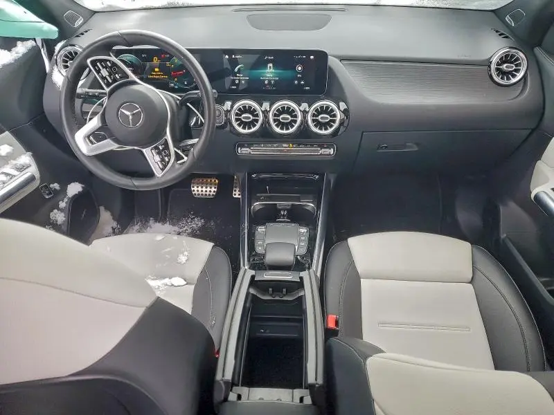 2021 MERCEDES-BENZ GLA 250 4MATIC  