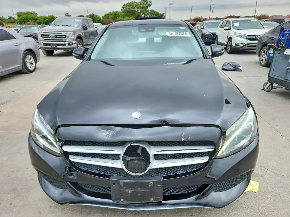 2016 MERCEDES-BENZ C 300  