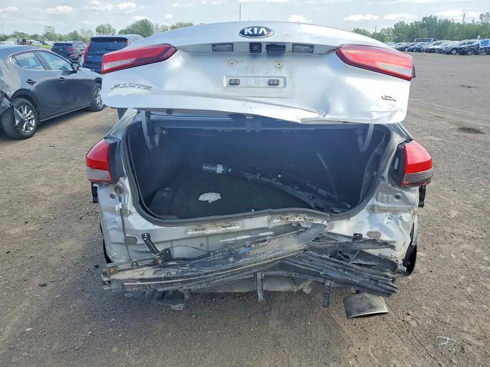 2017 KIA FORTE EX  