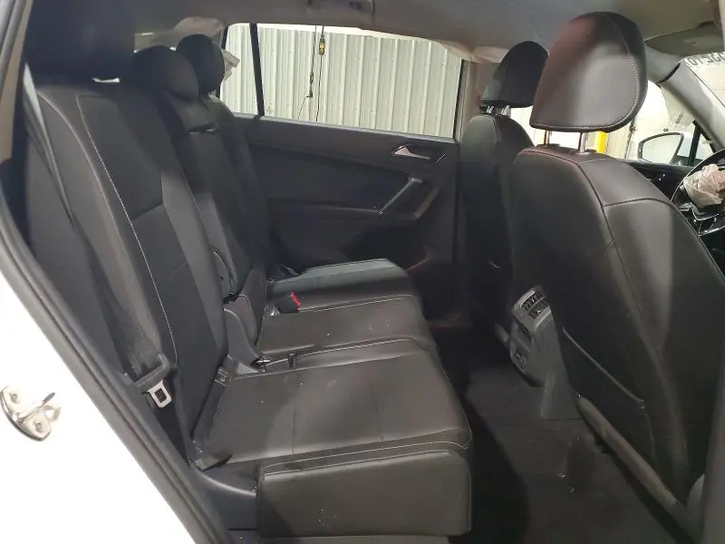2018 VOLKSWAGEN TIGUAN SE/SEL  