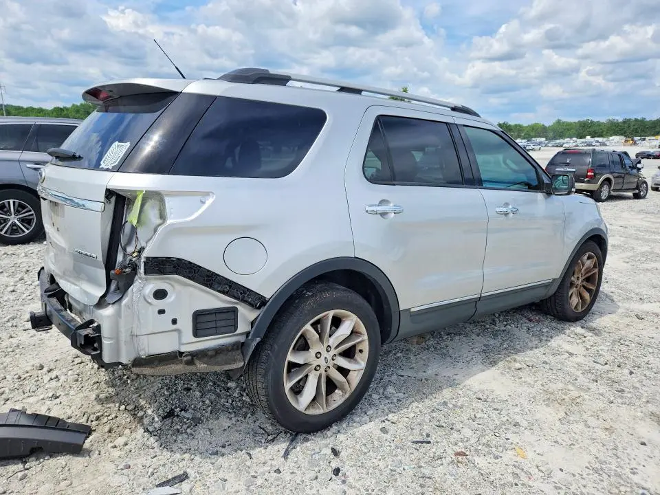 2014 FORD EXPLORER XLT  