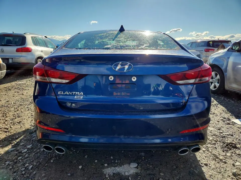 2017 HYUNDAI ELANTRA SE  
