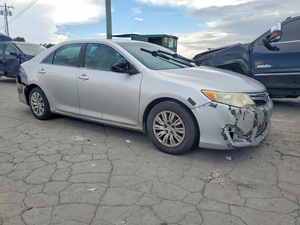 2012 TOYOTA CAMRY LE  