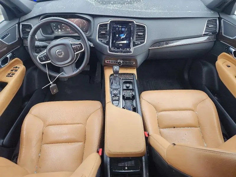 2018 VOLVO XC90 T6  