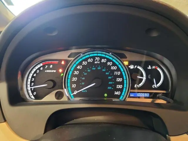 2013 TOYOTA VENZA LE  