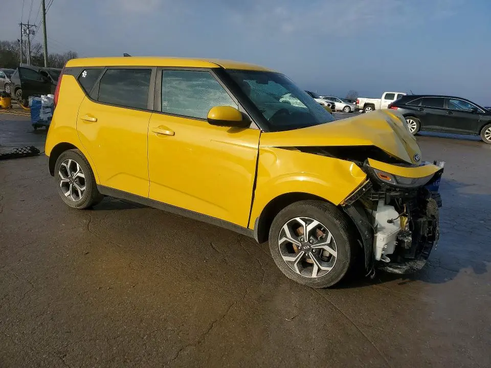 2020 KIA SOUL LX  
