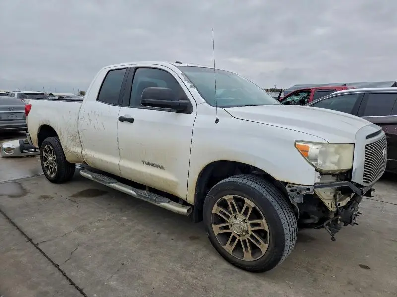 2013 TOYOTA TUNDRA DOUBLE CAB SR5  