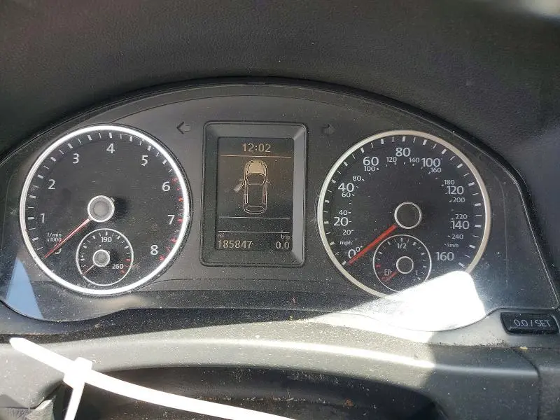 2016 VOLKSWAGEN TIGUAN S  