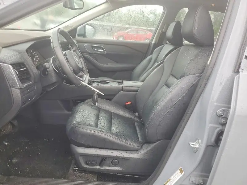 2021 NISSAN ROGUE SL  