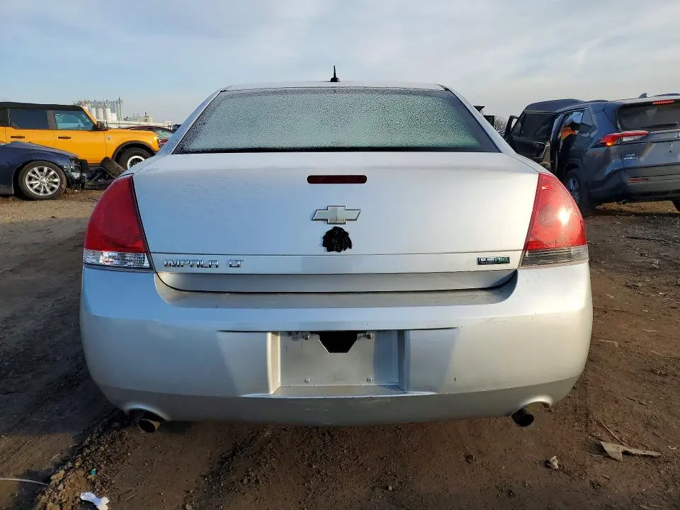 2013 CHEVROLET IMPALA LT  