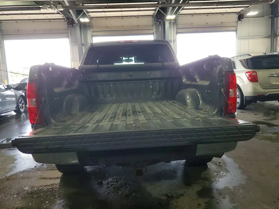 2011 CHEVROLET SILVERADO K1500 LT  