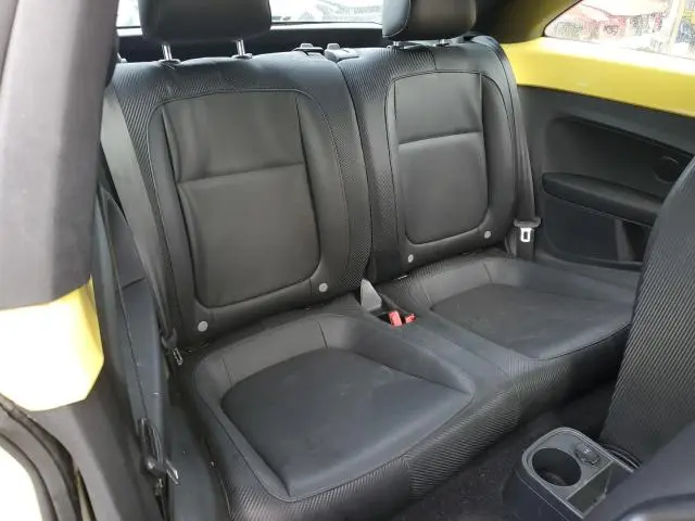 2012 VOLKSWAGEN BEETLE   