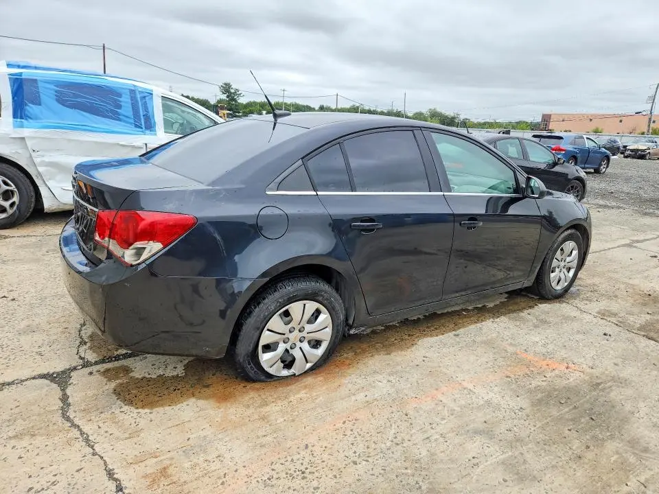 2012 CHEVROLET CRUZE LS  