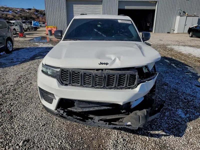 2023 JEEP GRAND CHEROKEE LAREDO  