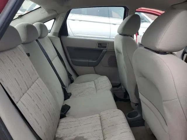 2010 FORD FOCUS SE  