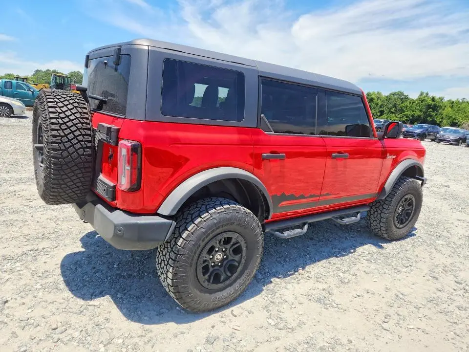2023 FORD BRONCO BASE  